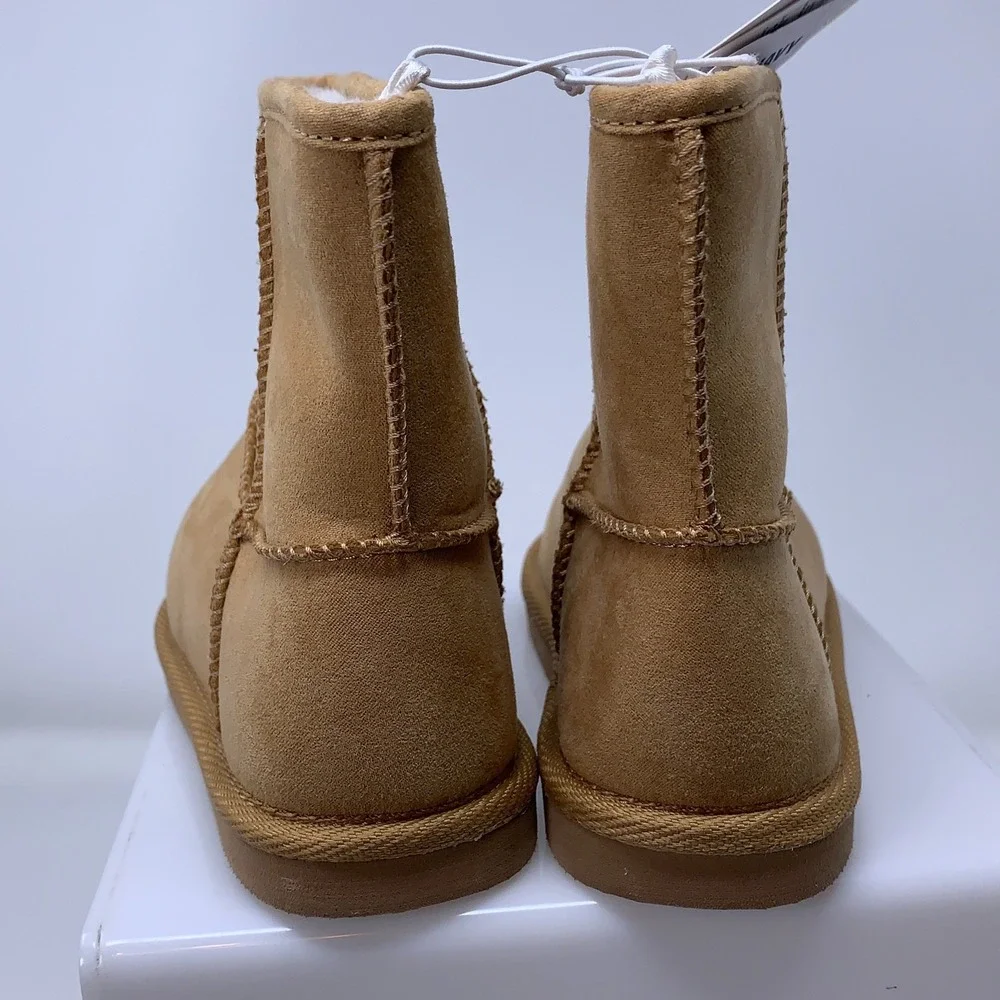 Old Navy Girls Size 10 Brown 510502 Faux Suede Fur Lined Pull-On Snow Boots NWOB